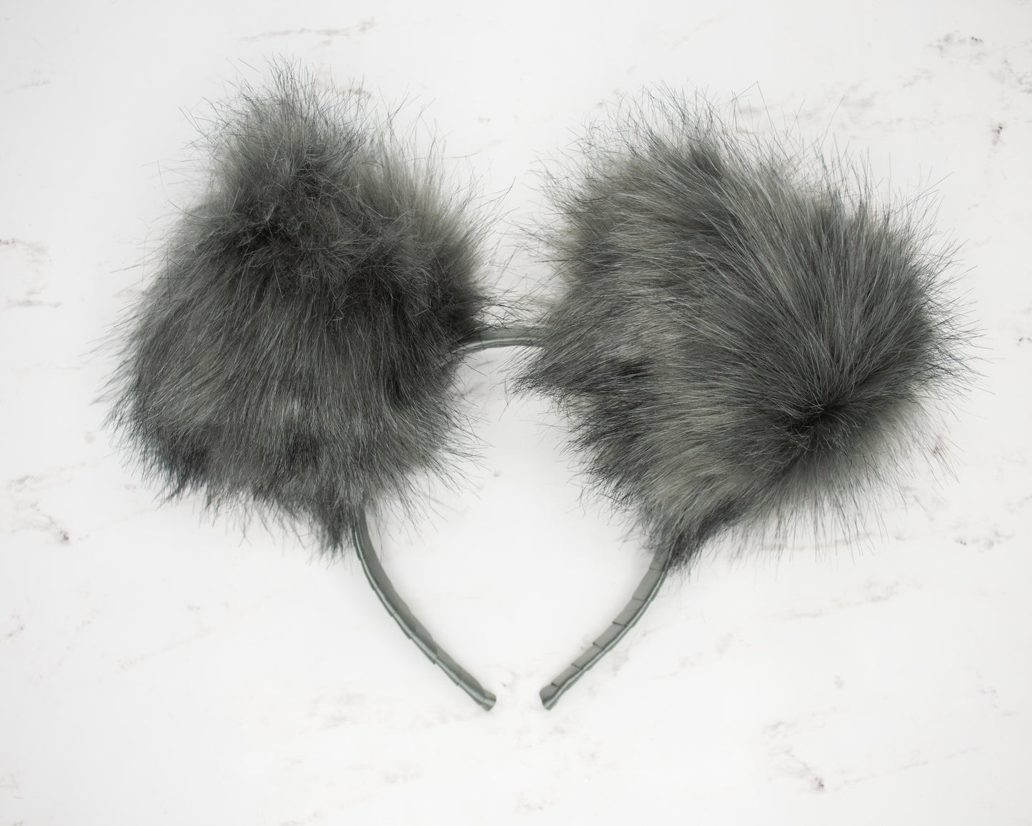 Grayscale Grotto Fluffs
