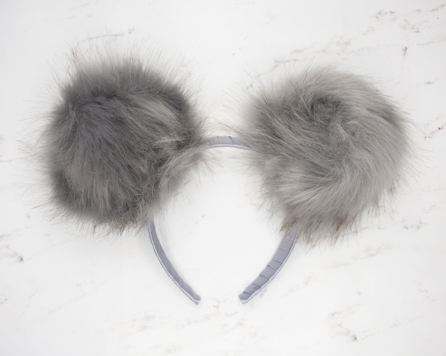 Grayscale Grotto Fluffs