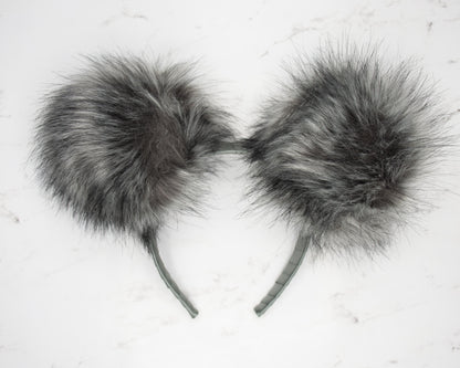 Grayscale Grotto Fluffs